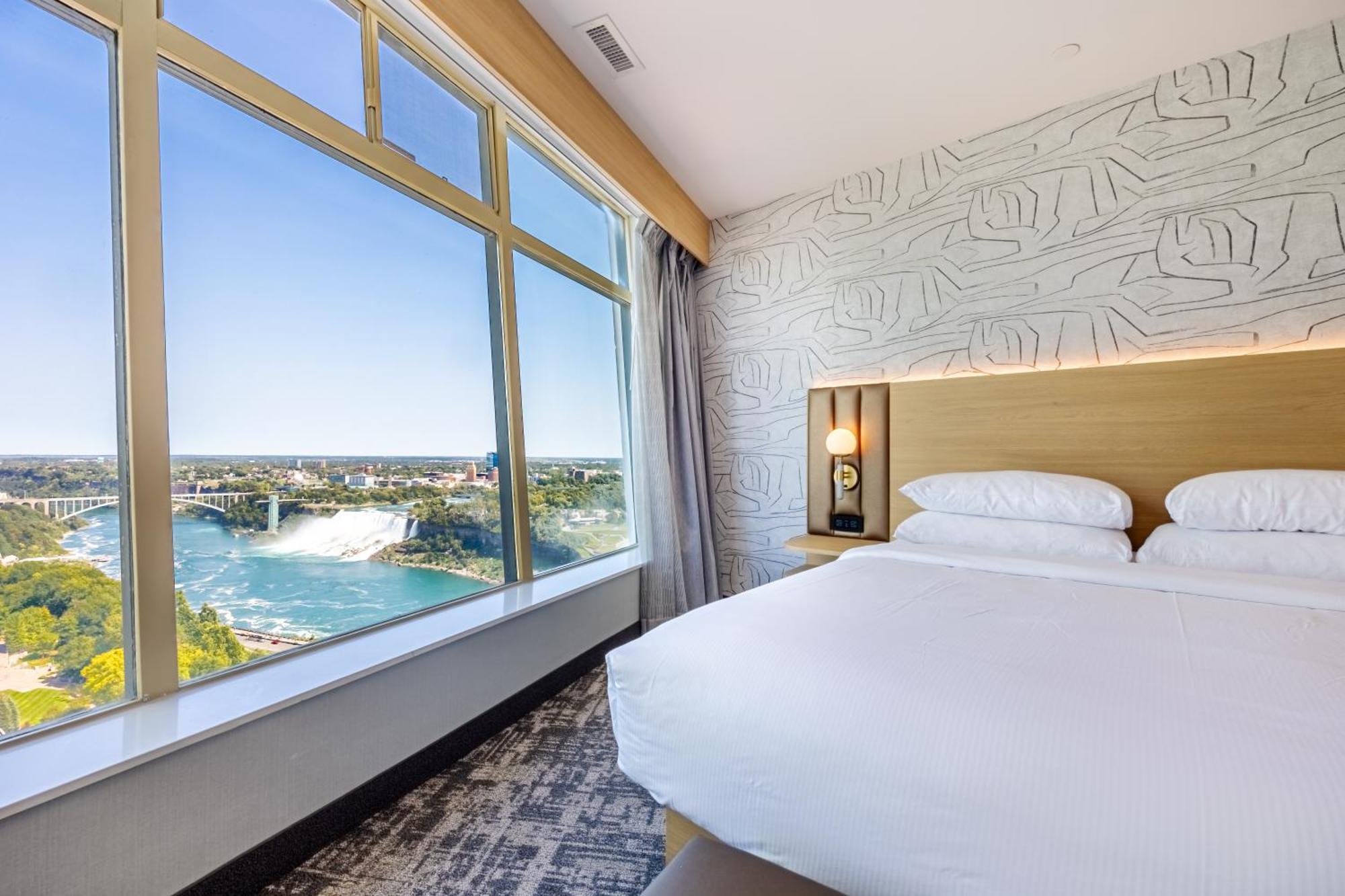 Tower Hotel At Fallsview Niagara Bagian luar foto