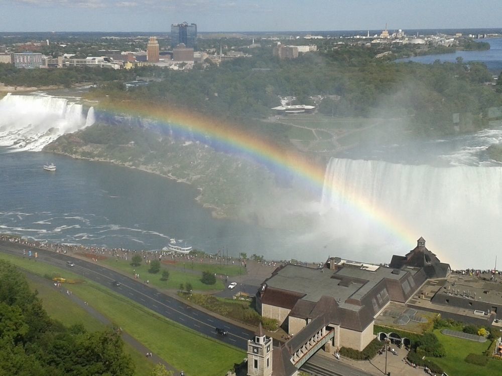 Tower Hotel At Fallsview Niagara Bagian luar foto